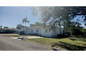 11220 Ne 11th Pl 11220 Biscayne Park, FL 33161 - MLS#A11974800