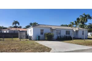 11220 Ne 11th Pl 11220 Biscayne Park, FL 33161 - MLS#A11974800