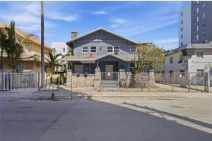 667 1st St , Miami, FL 33128 - MLS#A11974803