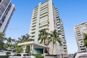5 Island Ave APT 2C, Miami Beach, FL 33139, - MLS#A11974860