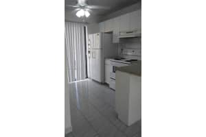 2765 W 62nd Pl 203, Hialeah
