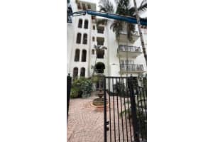 642 Valencia 305 Coral Gables, FL 33134 - MLS#A11974893