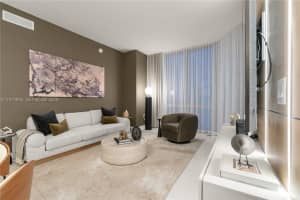 851 Ne 1st Ave 4207 Miami, FL 33132 - MLS#A11974894