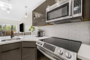 7801 NE 4th Ct APT 304, Miami, FL 33138, - MLS#A11974902