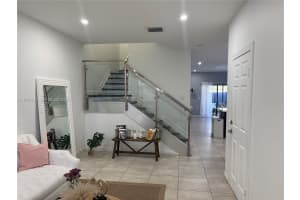 10233 Nw 89th Ter . Doral, FL 33178 - MLS#A11974911