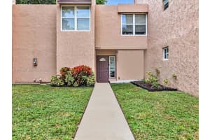 9410 Live Oak Pl 110, Davie