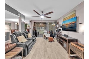 9410 Live Oak Pl 110 Davie, FL 33324 - MLS#A11974929