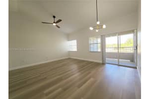 2881 N Oakland Forest Dr 310 Oakland Park, FL 33309 - MLS#A11974936