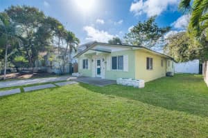 276 Nw 40th St Miami, FL 33127 - MLS#A11974966