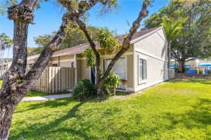 11180 Nw 35th St 11180 Sunrise, FL 33351 - MLS#A11974969