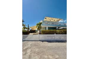 212 Banyan Ln Tavernier, FL 33070 - MLS#A11974971