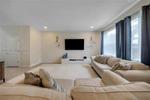 932 Banyan Dr # Hollywood, FL 33021 - MLS#A11974986