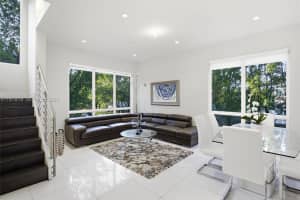 6671 Nw 105th Pl 6671 Doral, FL 33178 - MLS#A11975018