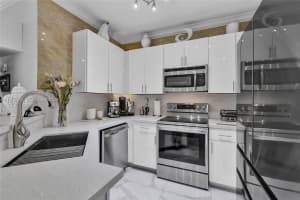 27546 Sw 142nd Ave Homestead, FL 33032 - MLS#A11975020