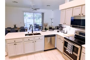 3837 Fallscrest Clermont, FL 34711 - MLS#A11975063