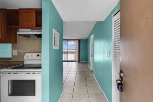 8615 Nw 8th St 421 Miami, FL 33126 - MLS#A11975065