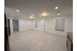 605 Nw 3rd Ave E Hallandale Beach, FL 33009 - MLS#A11975070