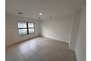 605 Nw 3rd Ave E Hallandale Beach, FL 33009 - MLS#A11975070