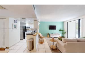 2345 Ne 135th St 101 North Miami, FL 33181 - MLS#A11975094