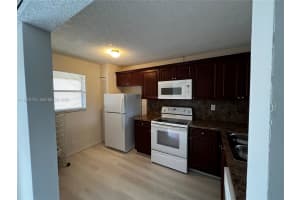 9000 Nw 28th Dr 1-303 Coral Springs, FL 33065 - MLS#A11975112