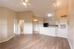 2445 Sw 18th Ter 123 Fort Lauderdale, FL 33315 - MLS#A11975128