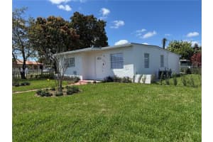 6324 E 6th Ave, Hialeah