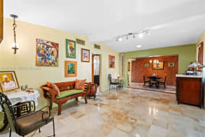 3820 Plaza St Miami, FL 33133 - MLS#A11975144