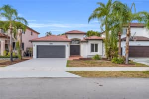 16333 Sw 68th Ter, Miami