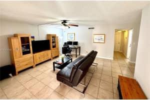 6900 39th Street, Davie, FL 33314 - MLS#A11975184