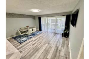 284 Nw 69th Ave 279 Plantation, FL 33317 - MLS#A11975198