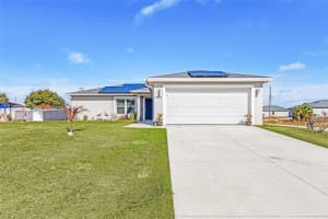 9032 Meadow Circle, La Belle