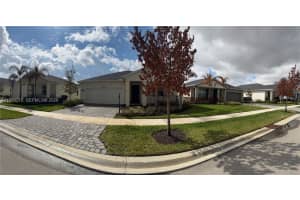 6712 Nw Cloverdale Ave Port Saint Lucie, FL 34987 - MLS#A11975212