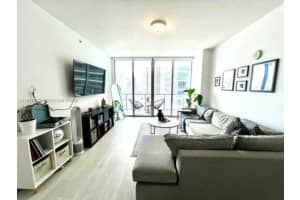 79 Sw 12th St 2010 Miami, FL 33130 - MLS#A11975240