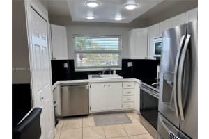 9310 Sunrise Lakes Blvd 304, Sunrise 9310 Sunrise Lakes Blvd 304, Sunrise