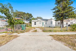 919 Nw 66th St Miami, FL 33150 - MLS#A11975291