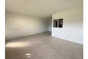 210 Canterbury J 210 West Palm Beach, FL 33417 - MLS#A11975316