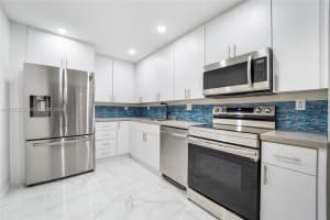 10000 Nw 80th Ct 2102-1 Hialeah Gardens, FL 33016 - MLS#A11975325