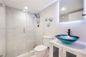 10000 Nw 80th Ct 2102-2 Hialeah Gardens, FL 33016 - MLS#A11975330