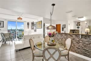 215 Sw 42nd Ave 704, Miami