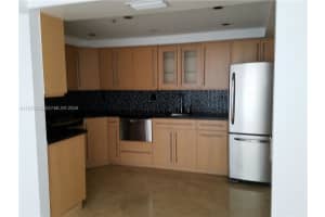 MLS# A11975352, Miami Beach, Florida 33140
