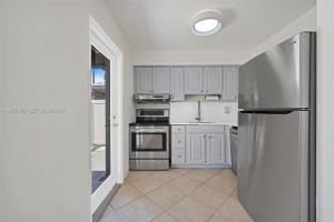 380 Nw 47th Ct 0 Oakland Park, FL 33309 - MLS#A11975360