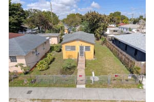 1733 Nw 66th St Miami, FL 33147 - MLS#A11975368