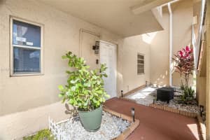 879 Twin Lakes Dr 1-b Coral Springs, FL 33071 - MLS#A11975378