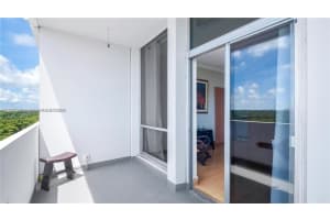 700 Biltmore Way 1008 Coral Gables, FL 33134 - MLS#A11975400