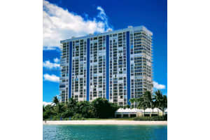 881 Ocean Dr Th7 Key Biscayne, FL 33149 - MLS#A11975409