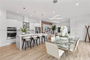 4301 Nw 81st Ct 1 Doral, FL 33166 - MLS#A11975421