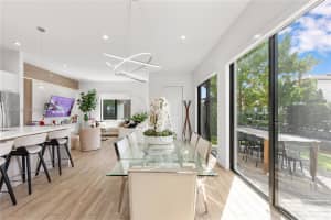 4301 Nw 81st Ct 1 Doral, FL 33166 - MLS#A11975421