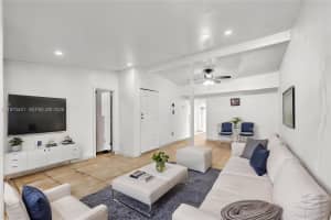 11809 Ne 1st Ave Miami, FL 33161 - MLS#A11975431