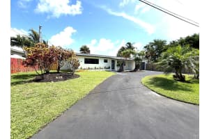 4021 Ne 17th Ter Oakland Park, FL 33334 - MLS#A11975442