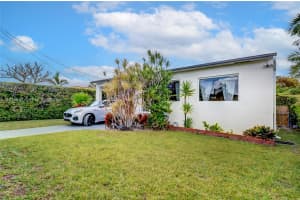 3641 Sw 13th Ter Miami, FL 33145 - MLS#A11975447